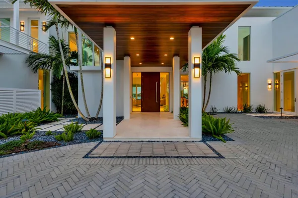 $12,500,000 | 6900 Southeast Harbor Circle, Jensen Beach, FL 34957