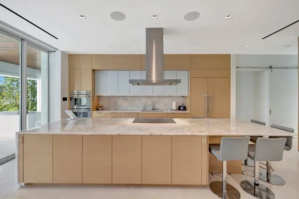 $12,500,000 | 6900 Southeast Harbor Circle, Jensen Beach, FL 34957