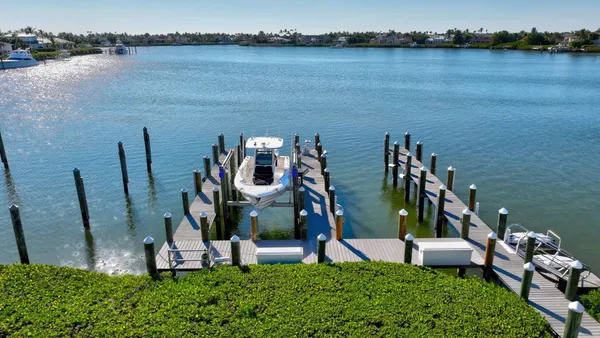 $12,500,000 | 6900 Southeast Harbor Circle, Jensen Beach, FL 34957