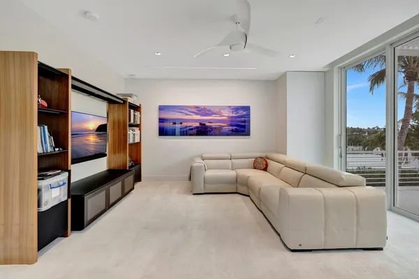 $12,500,000 | 6900 Southeast Harbor Circle, Jensen Beach, FL 34957