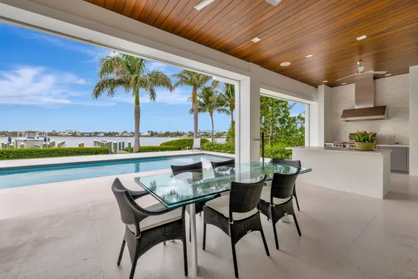 $12,500,000 | 6900 Southeast Harbor Circle, Jensen Beach, FL 34957