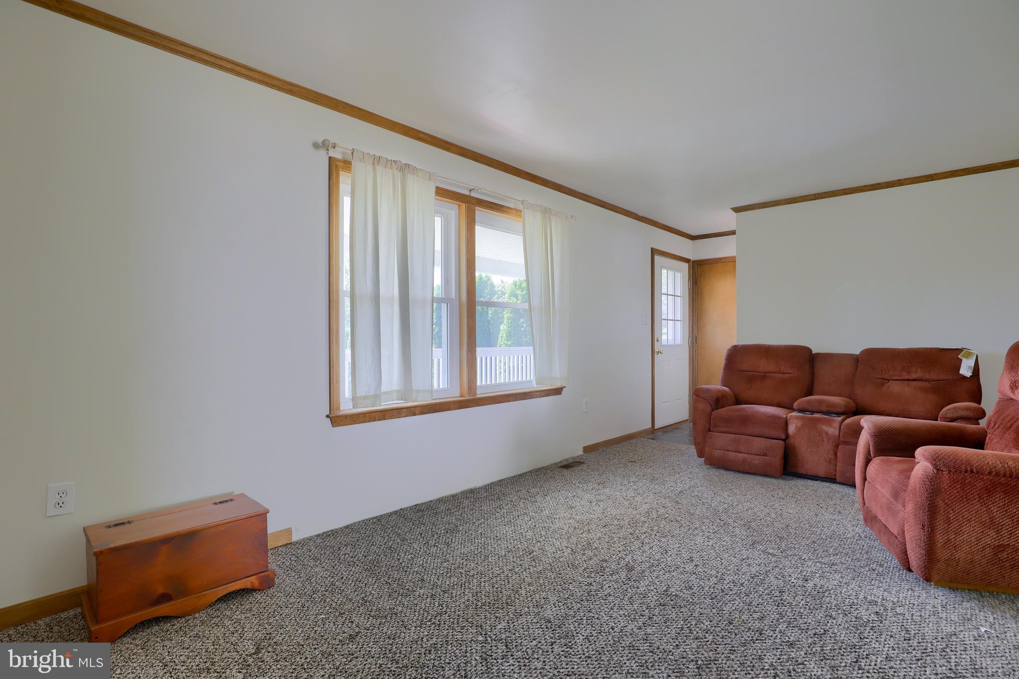 237 Brenneman Road Lancaster, PA 17603 - Photo 8 of 46 Gallery Image 8