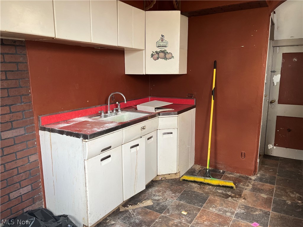 26 2nd Street Beech Bottom, WV 26030 - Photo 6 of 20