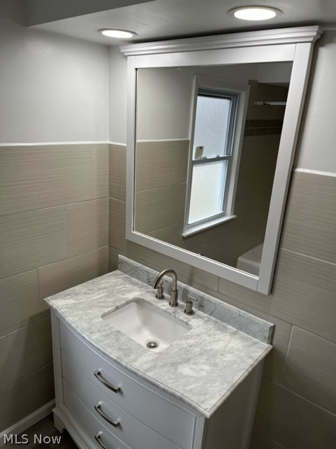 4197 Stonehaven Road Cleveland, OH 44121 - Photo 15 of 17