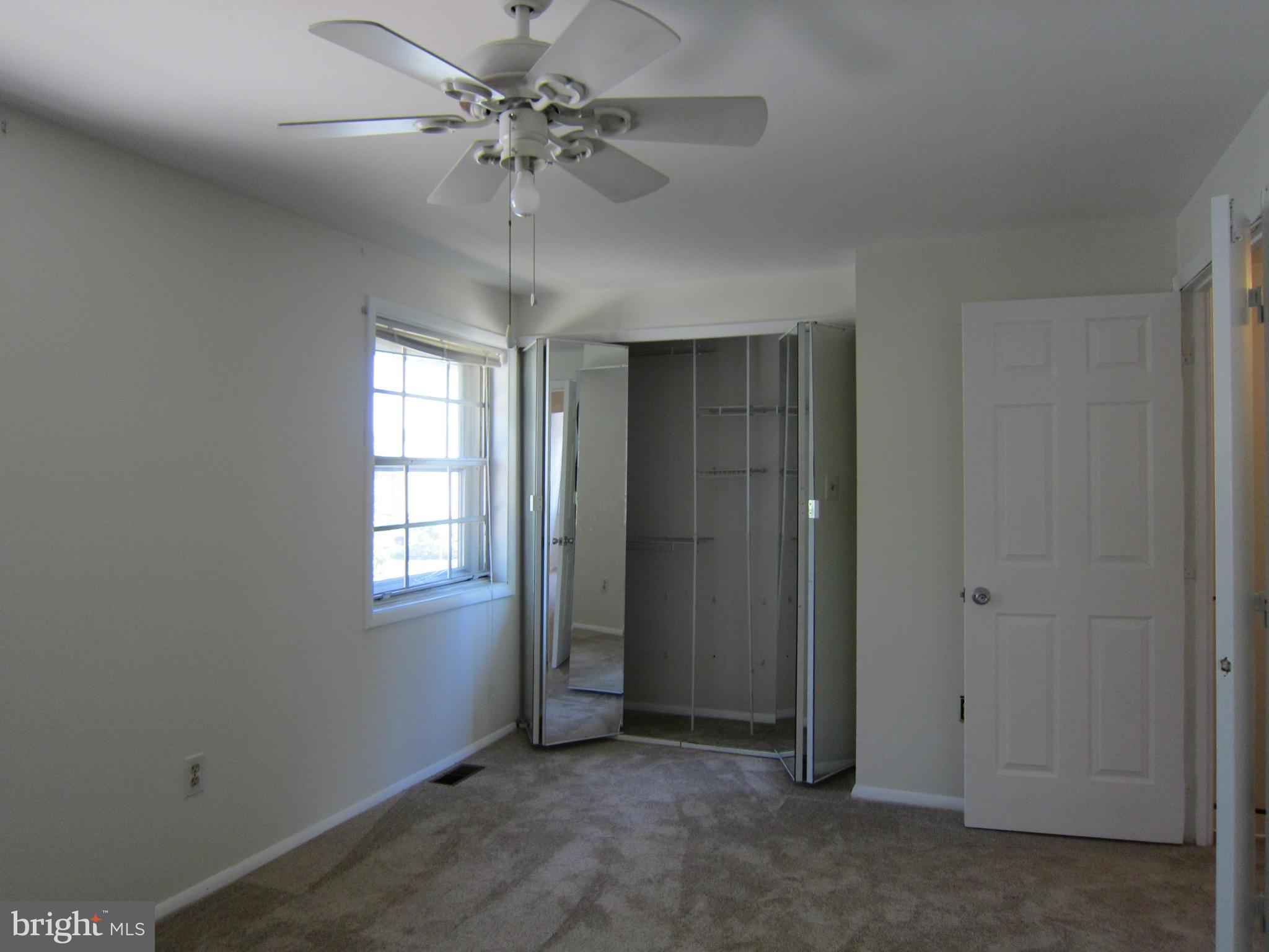 8576 Beacon Point Road Pasadena, MD 21122 - Photo 13 of 17 Bedroom 1