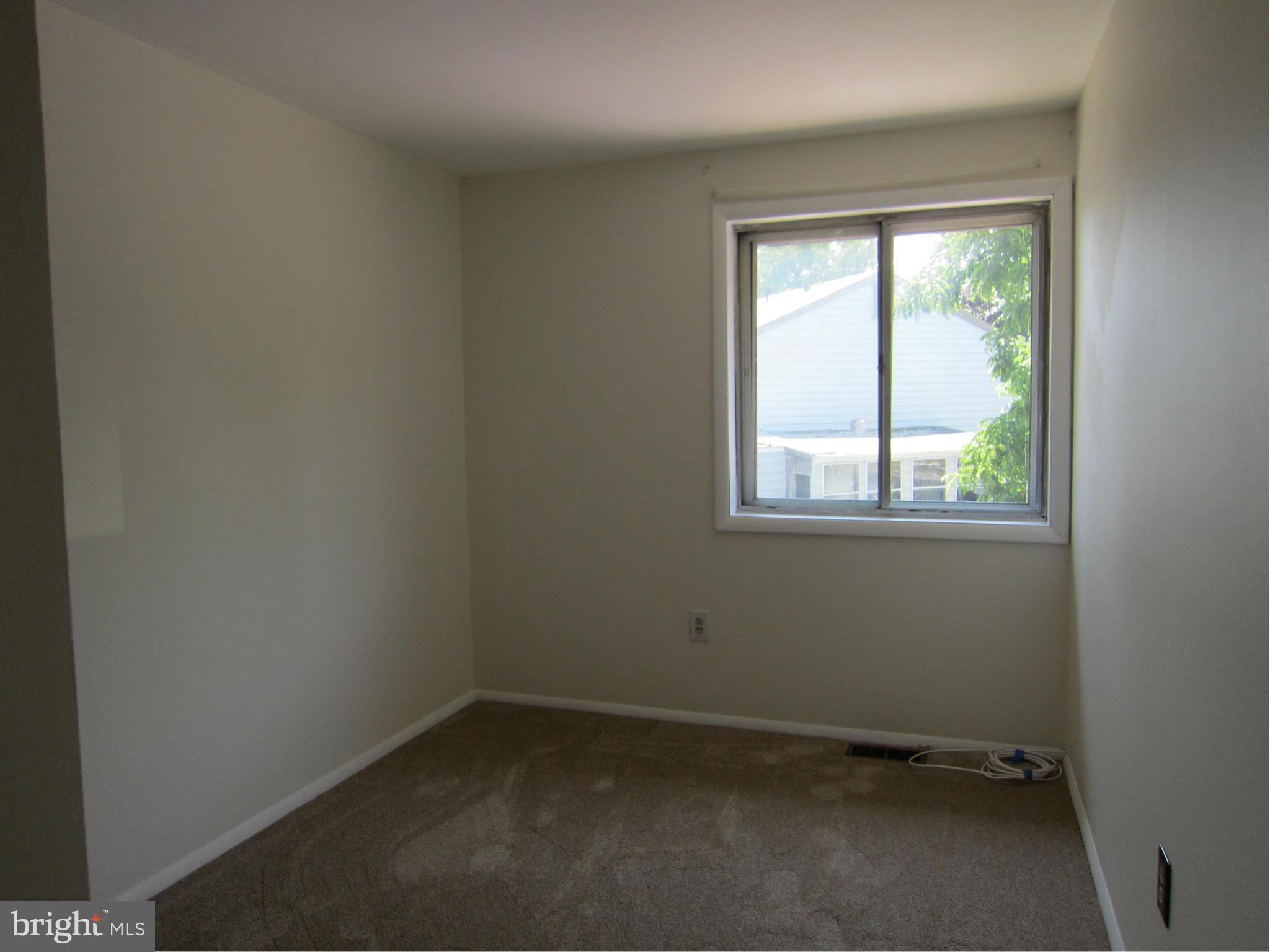 8576 Beacon Point Road Pasadena, MD 21122 - Photo 9 of 17 Bedroom 3