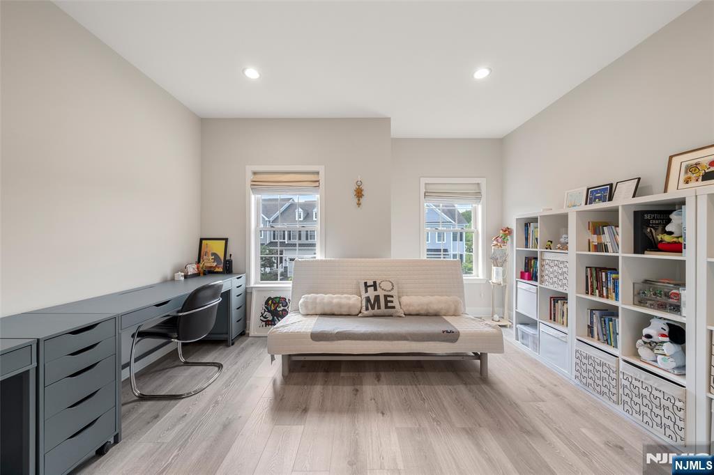 3 Azalea Lane Cedar Grove, NJ 07009 - Photo 23 of 39