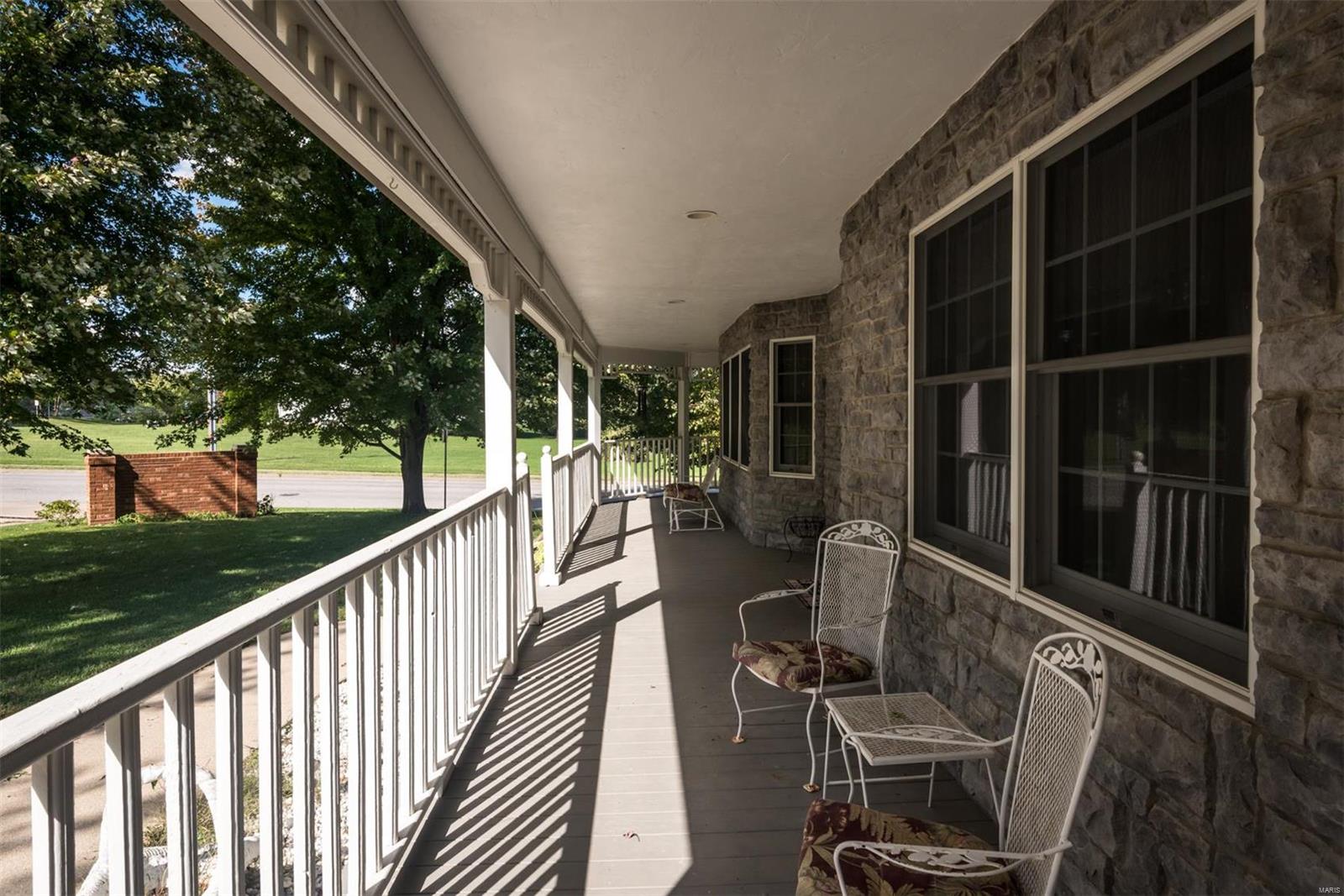 100 Polo Run Waterloo, IL 62298 - Photo 6 of 52 Gallery Image 6