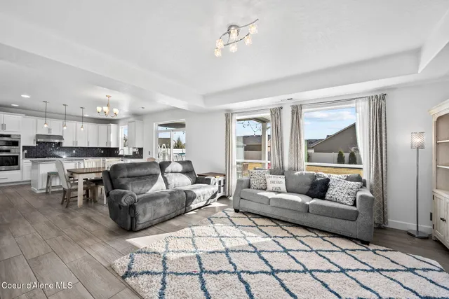 $699,000 | 2447 North Viking Loop, Post Falls, ID 83854