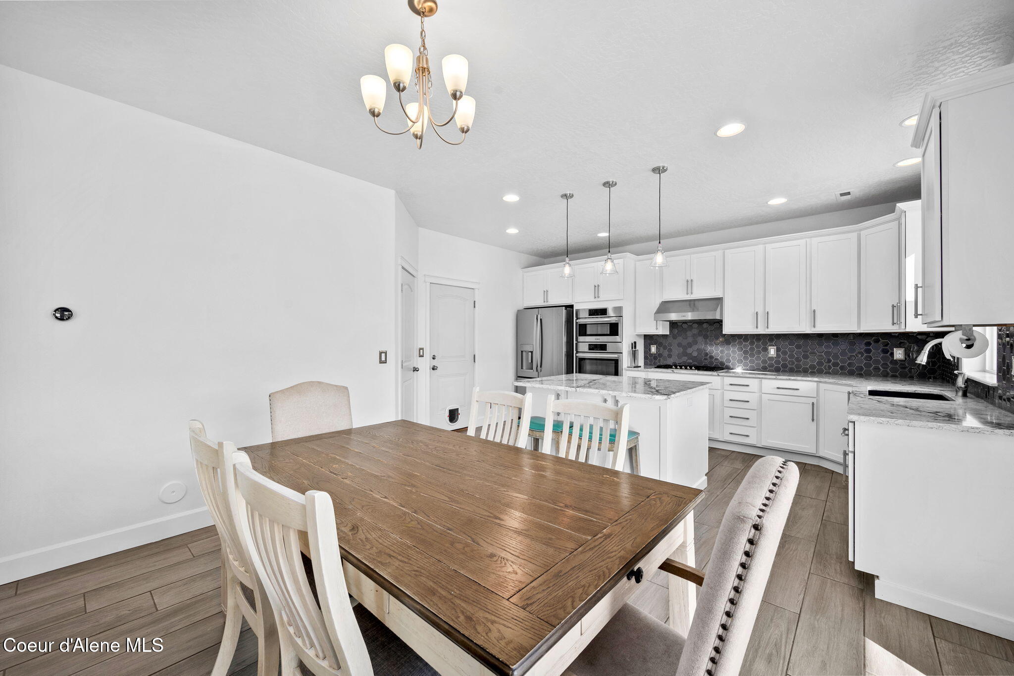 2447 North Viking Loop Post Falls, ID 83854 - Photo 15 of 41 Dining/Kitchen Area