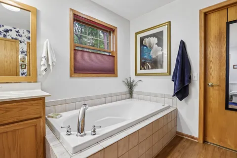 $589,000 | 355 Maple Heights Road, Medina, WI 53559