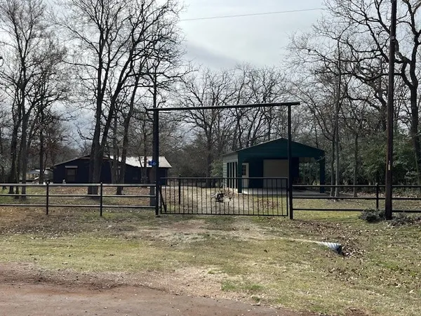a view of street with a bench