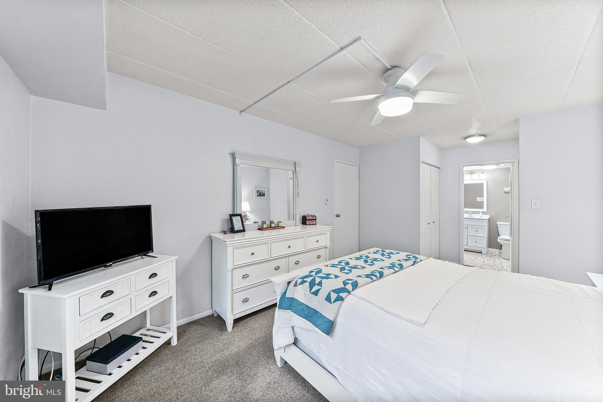 520 North Lemon Street, Unit F6 Media, PA 19063 - Photo 15 of 31