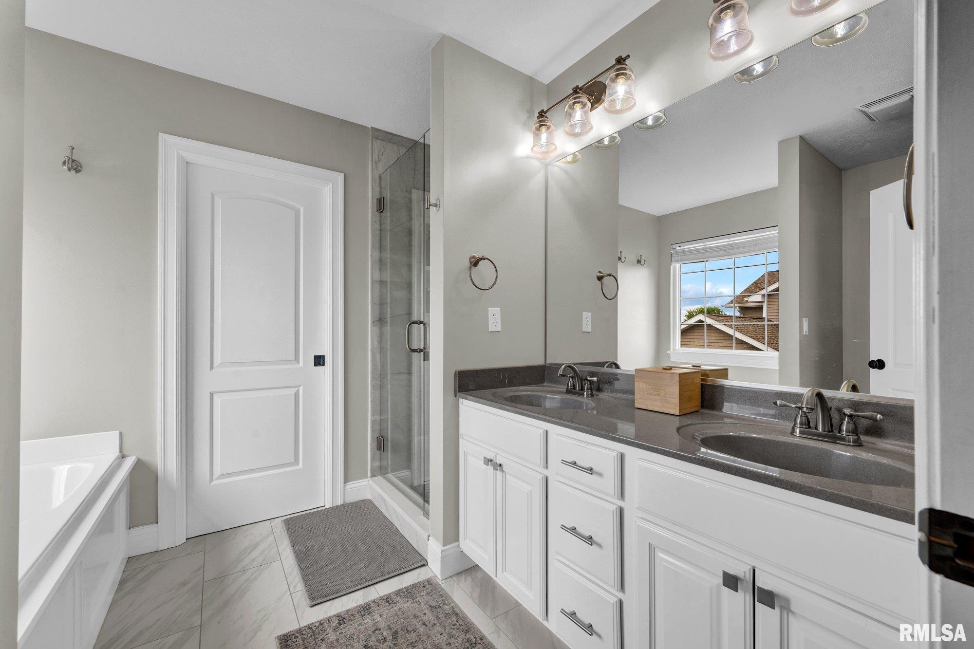 1612 Jadens Way Washington, IL 61571 - Photo 21 of 51