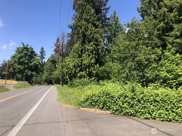 a picture of a living room