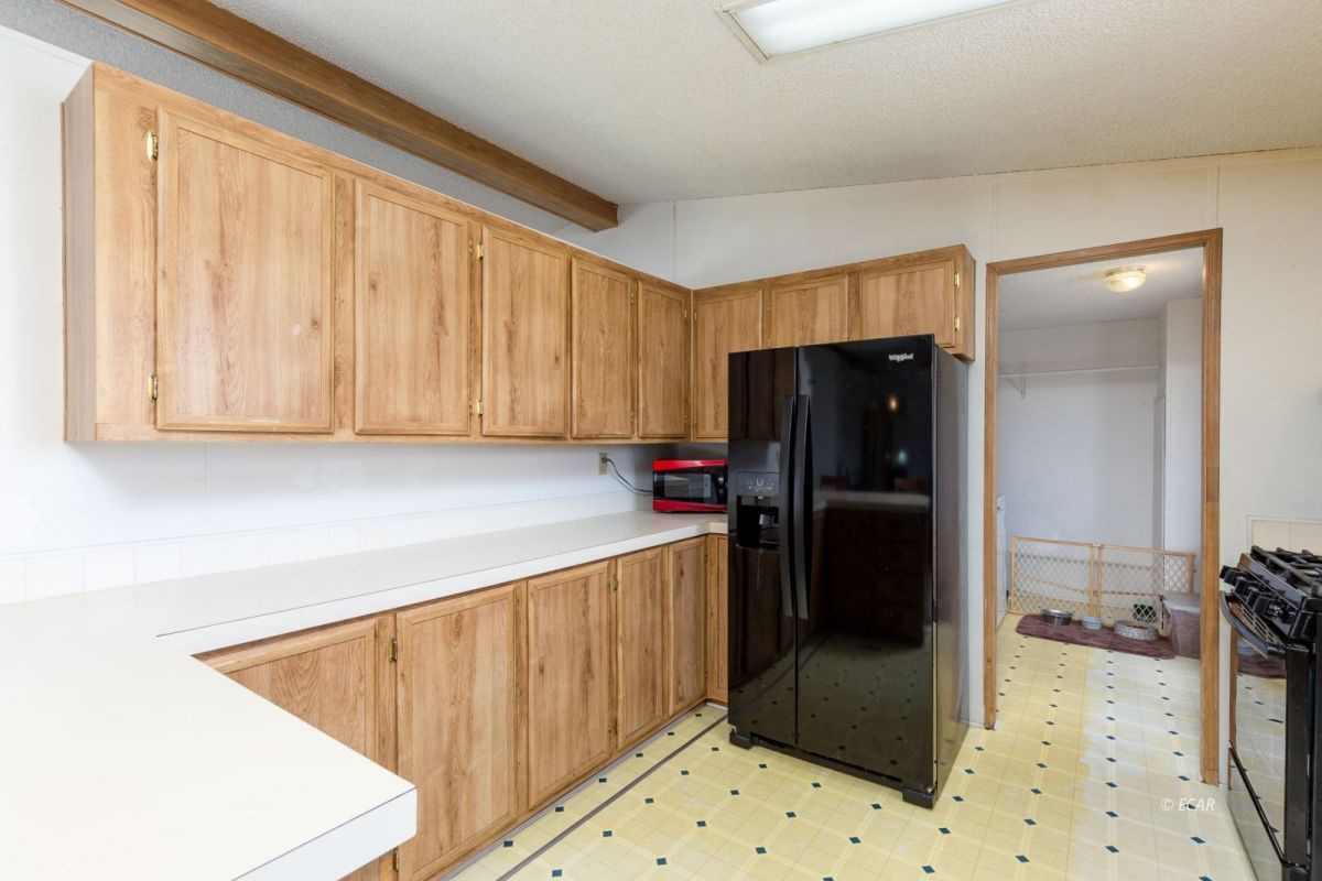 103 Springfield Parkway Spring Creek, NV 89815 - Photo 9 of 26 Gallery Image 9