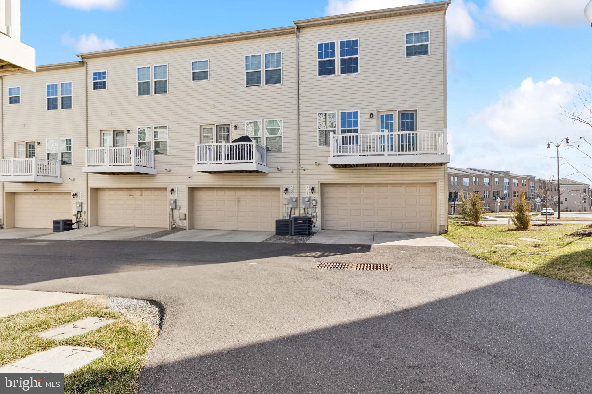 5329 Woodyard Road Upper Marlboro, MD 20772 - Photo 25 of 25 a house with a outdoor space