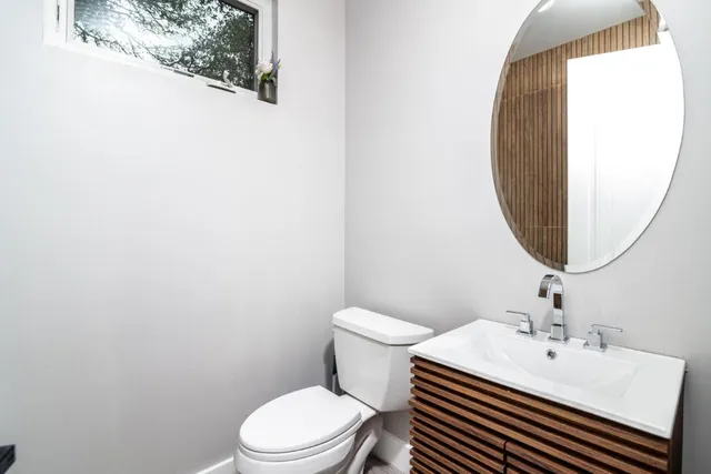 $880,000 | 7905-7907 Tiffany Drive, Austin, TX 78749