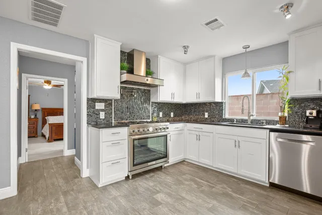 $880,000 | 7905-7907 Tiffany Drive, Austin, TX 78749