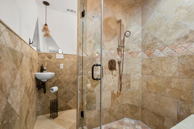 $880,000 | 7905-7907 Tiffany Drive, Austin, TX 78749