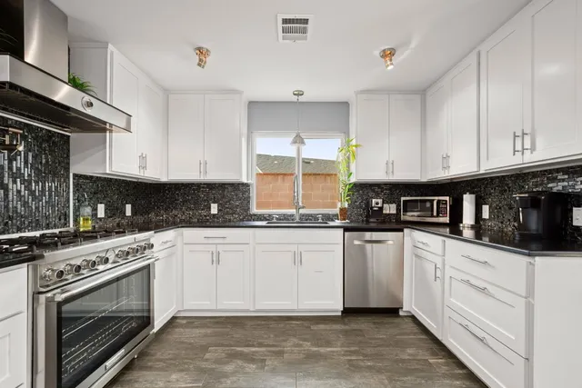 $880,000 | 7905-7907 Tiffany Drive, Austin, TX 78749