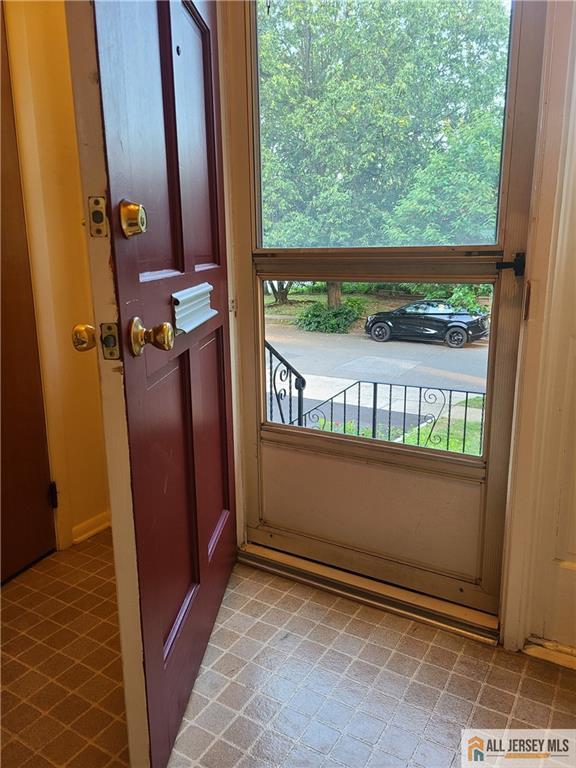 8 Windy Hill Road Metuchen, NJ 08840 - Photo 8 of 51