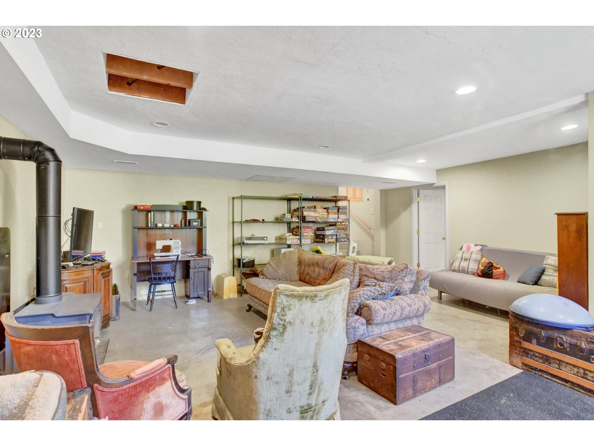 43011 Southeast Keisecker Road Sandy, OR 97055 - Photo 24 of 48 a living room with furniture and a table