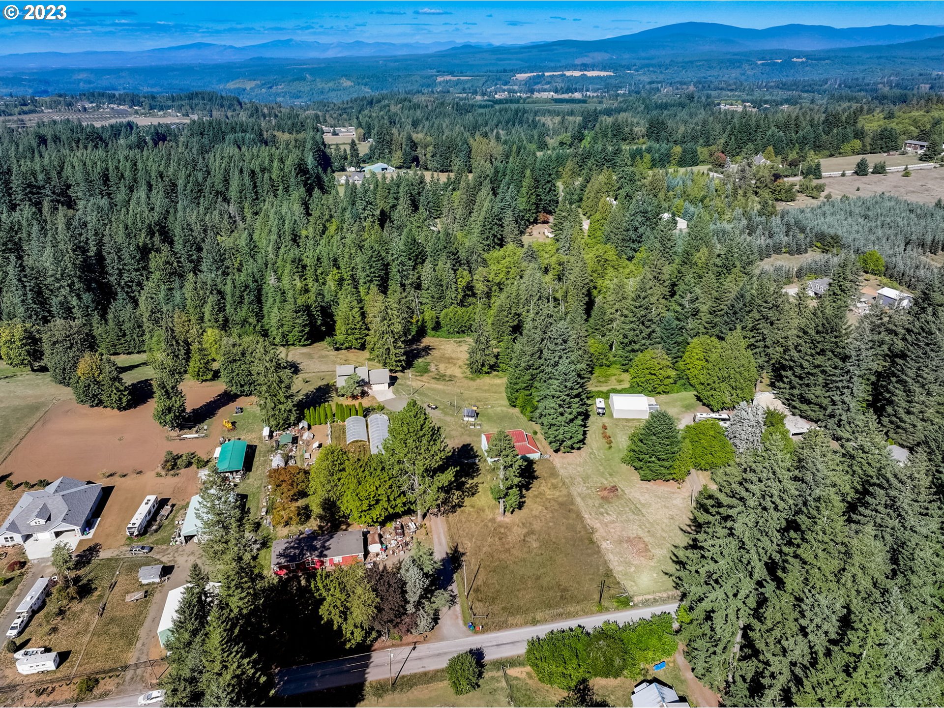 43011 Southeast Keisecker Road Sandy, OR 97055 - Photo 43 of 48 a view of a city