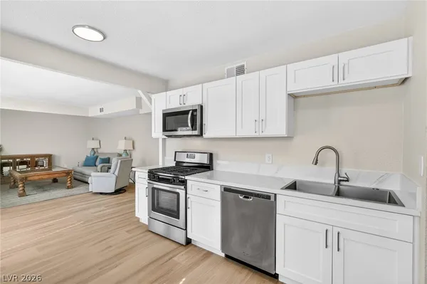 $1,495 | 234 Platinum Street, Henderson, NV 89015