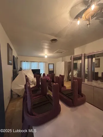 $37,000 | 511 Trumbull Avenue, Spur, TX 79370