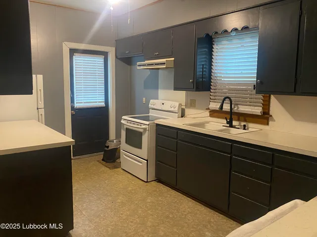 $37,000 | 511 Trumbull Avenue, Spur, TX 79370