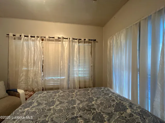 $37,000 | 511 Trumbull Avenue, Spur, TX 79370