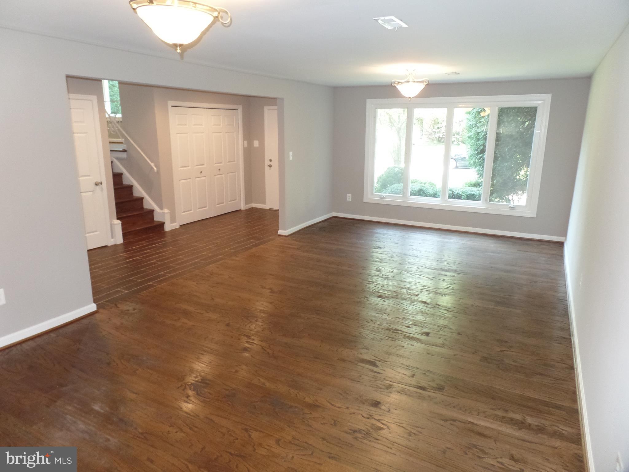 10313 Royal Road Silver Spring, MD 20903 - Photo 6 of 30 Living Room