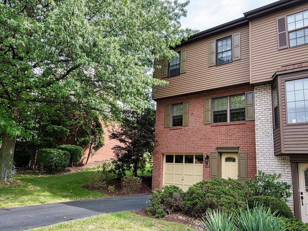7416 Lighthouse Point Pittsburgh, PA 15221 - Photo 1 of 24 Gallery Image 1