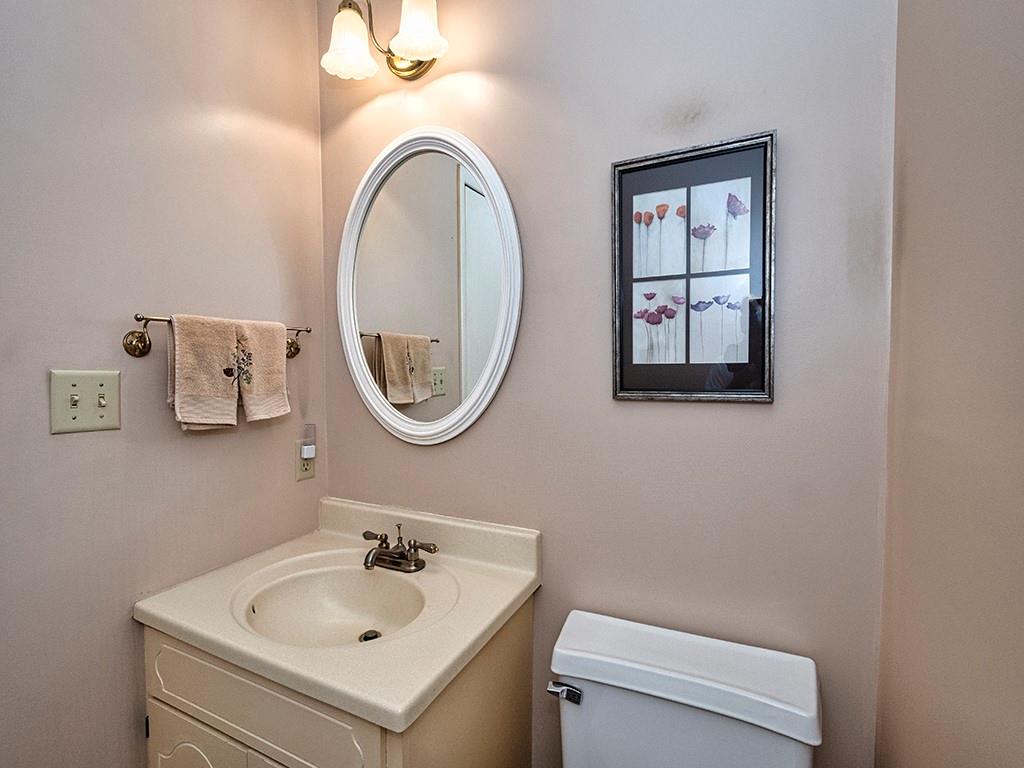 7416 Lighthouse Point Pittsburgh, PA 15221 - Photo 18 of 24 Gallery Image 18