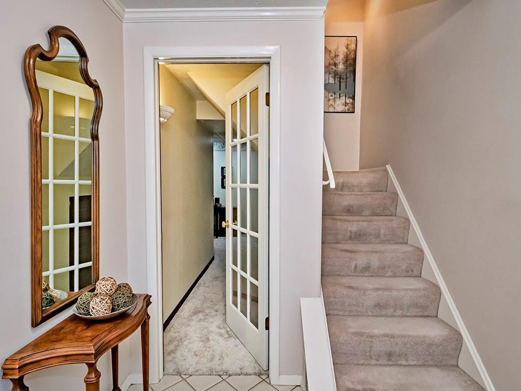 7416 Lighthouse Point Pittsburgh, PA 15221 - Photo 3 of 24 Gallery Image 3