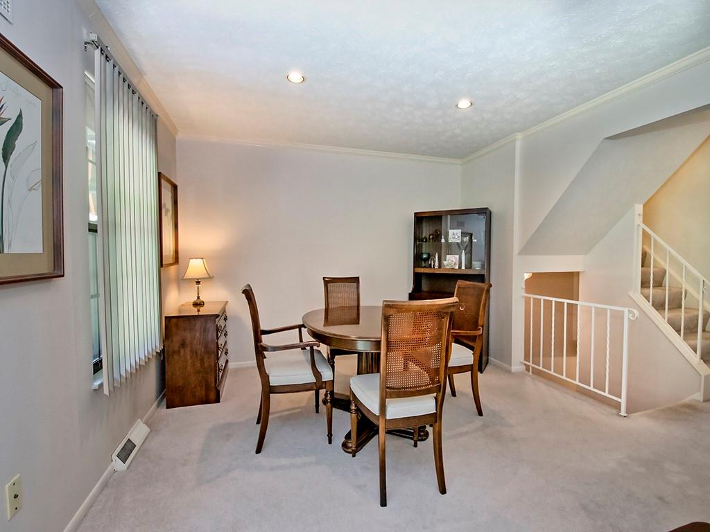 7416 Lighthouse Point Pittsburgh, PA 15221 - Photo 7 of 24 Gallery Image 7