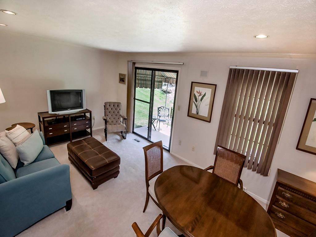 7416 Lighthouse Point Pittsburgh, PA 15221 - Photo 8 of 24 Gallery Image 8