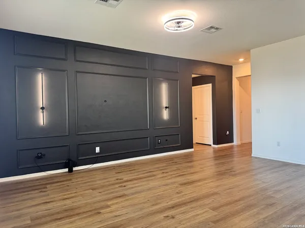 $325,000 | 370 Carmello, Kyle, TX 78640