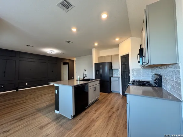 $325,000 | 370 Carmello, Kyle, TX 78640