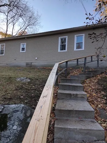 $2,500 | 19 Henning Drive, Unit 1, Montrose, NY 10548