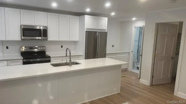 $2,500 | 19 Henning Drive, Unit 1, Montrose, NY 10548