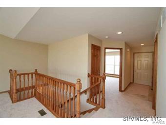 5019 Castlegate Lane Godfrey, IL 62035 - Photo 20 of 24 Gallery Image 20