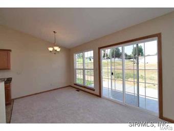 5019 Castlegate Lane Godfrey, IL 62035 - Photo 8 of 24 Gallery Image 8