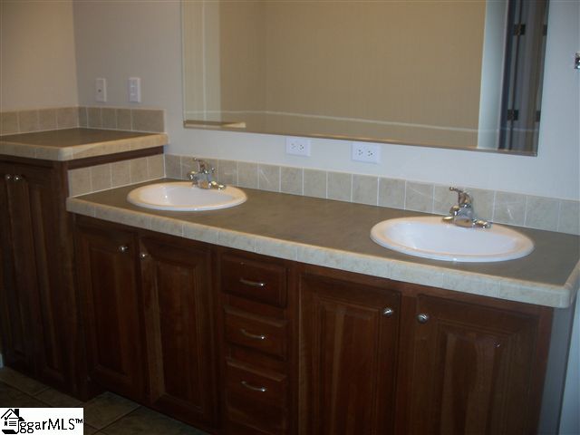 240 Ridgeway Road Woodruff, SC 29388 - Photo 21 of 25 Gallery Image 21