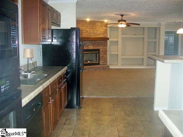 240 Ridgeway Road Woodruff, SC 29388 - Photo 7 of 25 Gallery Image 7
