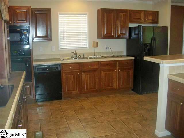 240 Ridgeway Road Woodruff, SC 29388 - Photo 10 of 25 Gallery Image 10