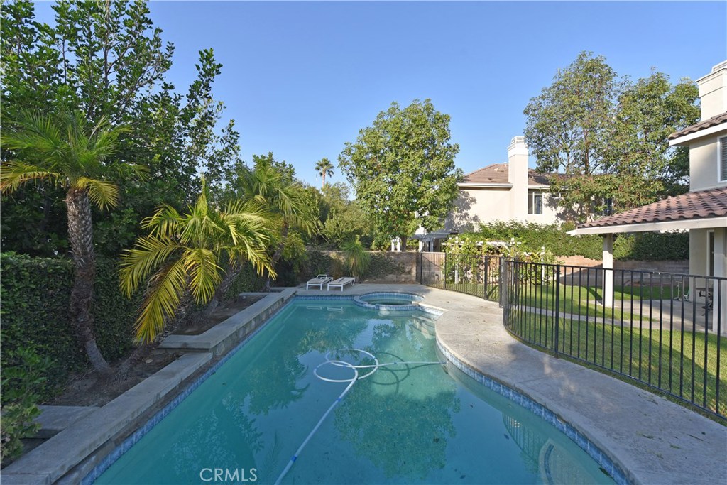 24 Silveroak Irvine, CA 92620 - Photo 60 of 64