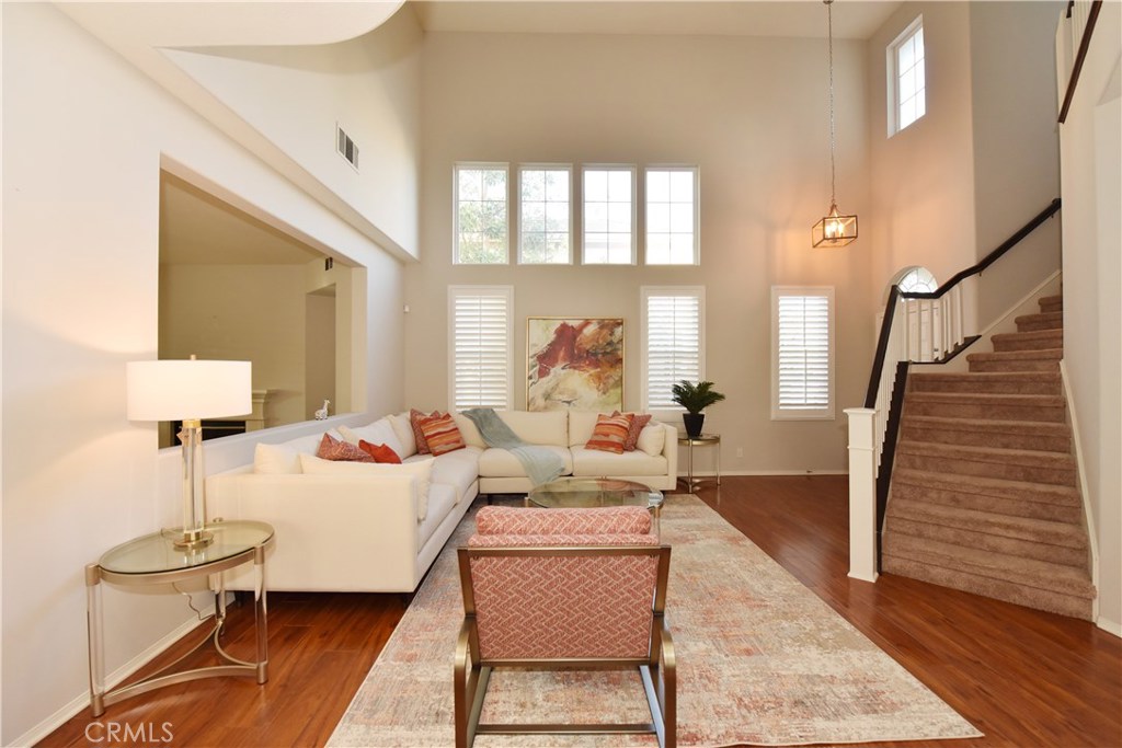 24 Silveroak Irvine, CA 92620 - Photo 7 of 64