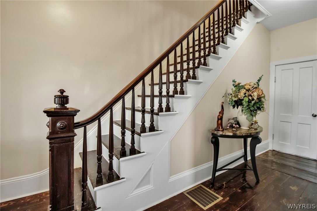 1359 Transit Road Kendall, NY 14477 - Photo 9 of 25